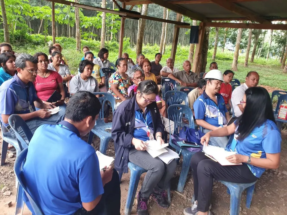 Worker training session